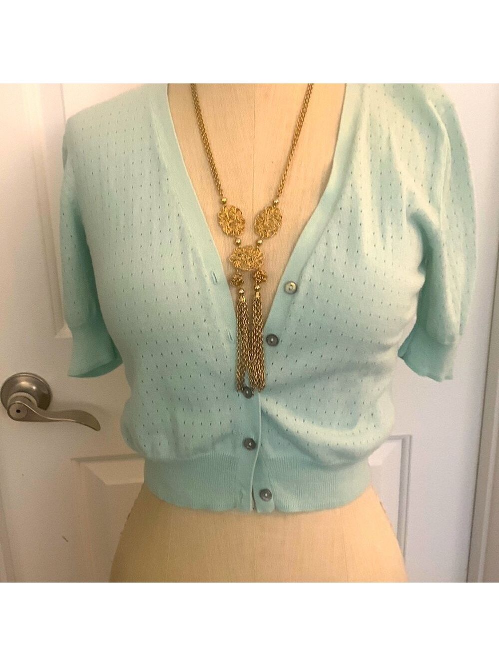 Mango~ cropped sweater top- XL but it’s tiny!